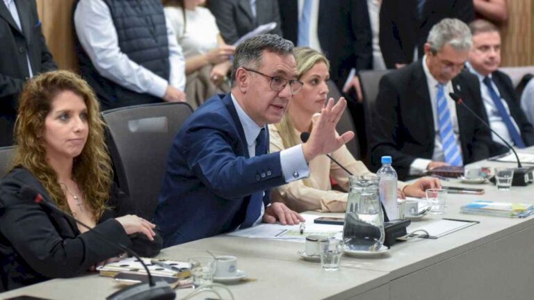 el-pro-advierte-al-gobierno-por-la-eliminacion-de-las-paso-y-el-financiamiento-de-partidos:-«discutirlo-ahora-no-esta-bien»