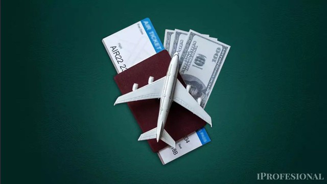 Estrategias para pagar gastos en los viajes al exterior y evitar el dólar a más de 1.600 pesos