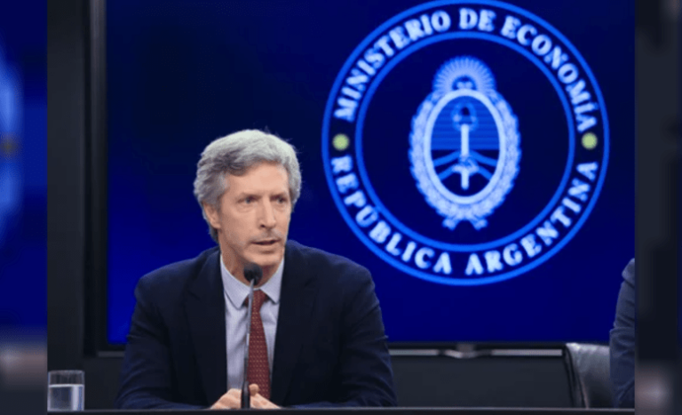 El impuesto PAIS no será reemplazado, ratificó el presidente del Banco Central
