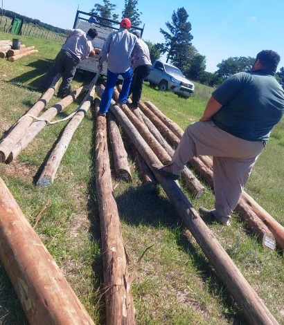 Avanza la electrificación rural para varias familias