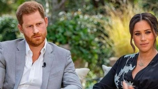 El príncipe Harry y Meghan Markle presentaron su tarjeta navideña 2024: la postal incluye a Archie y Lilibet