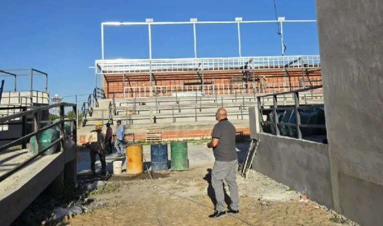 Aceleran trabajos contrarreloj para estrenar tribunas en el Corsódromo Nolo Alías