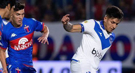 FUTBOL ARGENTINO: TIGRE-VELEZ Y GODOY CRUZ-ROSARIO CENTRAL ABREN LA COMPETENCIA OFICIAL