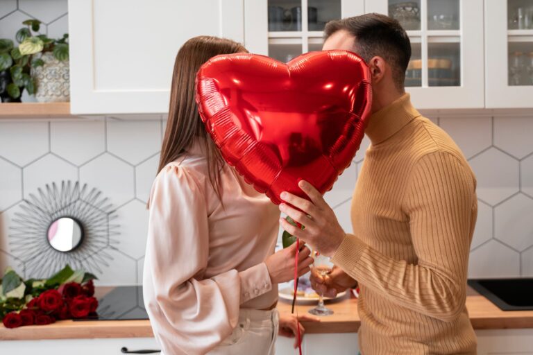 San Valentín: cuándo es el Día de los Enamorados en febrero 2025