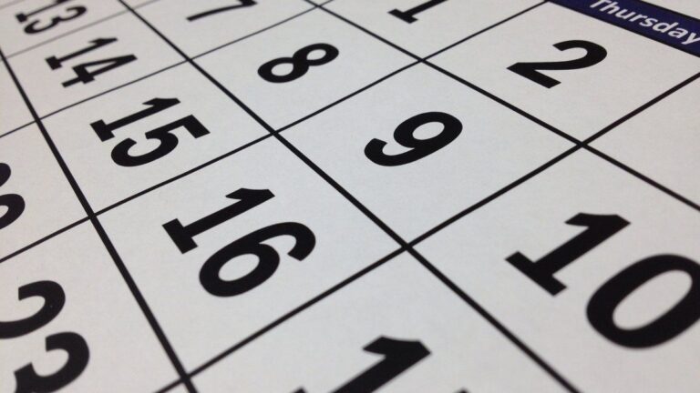 La lista actualizada de los feriados largos y días no laborables del año