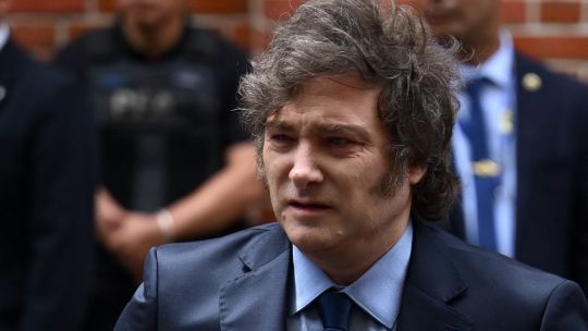Se presentó la primera denuncia penal contra Javier Milei por la promoción de $LIBRA