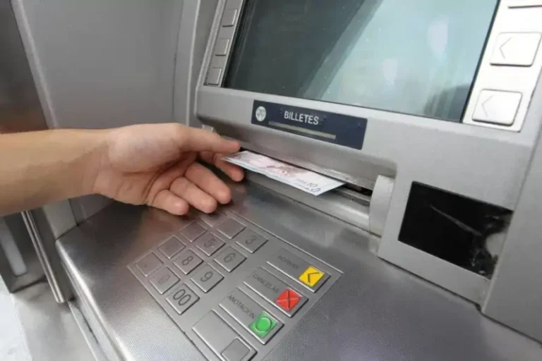 El lunes inicia el pago del sueldo a empleados públicos