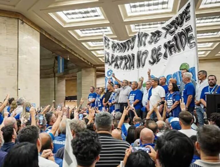 La Bancaria Corrientes, en estado de alerta