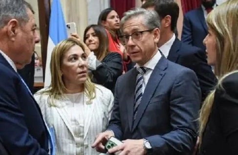 «Nos sorprende Milei, tiene un desprecio a las instituciones»
