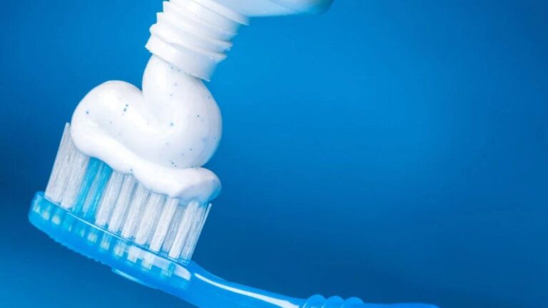 ANMAT prohibió un dentífrico: qué marca no hay que comprar