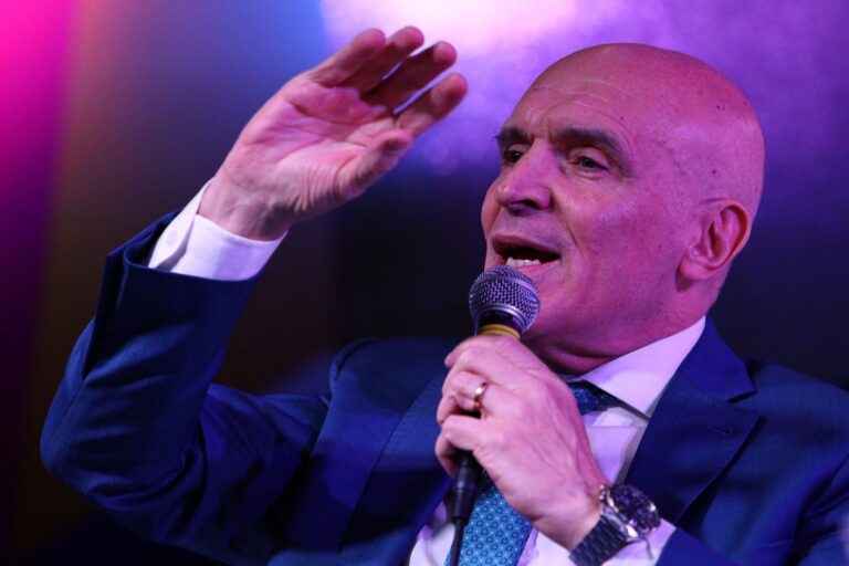 En la comisión de Diputados, el kirchnerismo pidió que se investigue a José Luis Espert por un segundo tuit promocional lanzado desde su cuenta de X