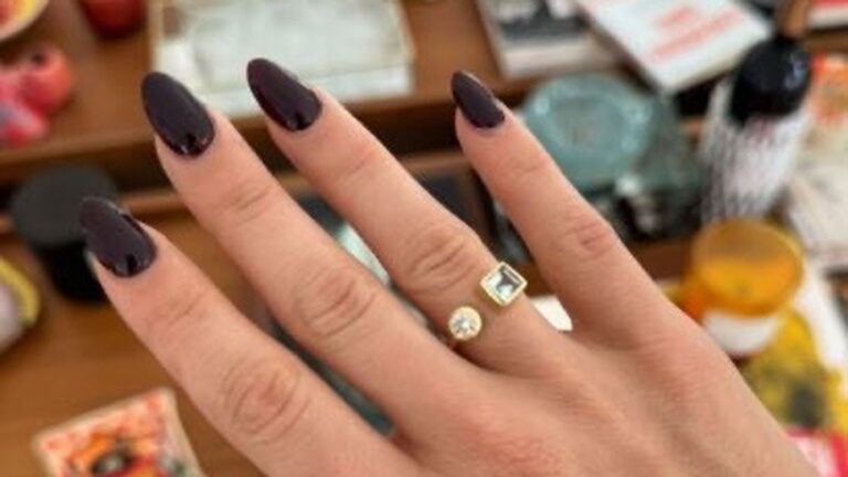 Se viene la boda: Lali Espósito anunció su compromiso con Pedro Rosemblat