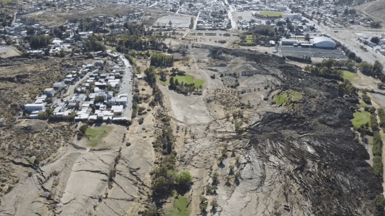 Comodoro Rivadavia: declararon emergencia geológica y ya son 300 los evacuados por el desplazamiento del cerro