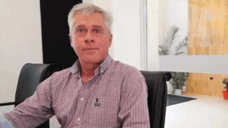 Desapareció un empresario que viajaba a Corrientes: hallaron su lancha a la deriva