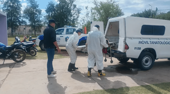 Un niño de dos años fue hallado muerto en una cuneta