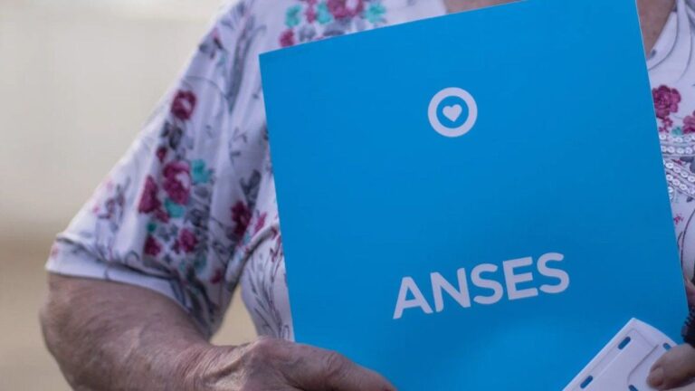 ANSES: tras el aumento del 2,9% en marzo, cómo designar un apoderado para el cobro de jubilaciones y pensiones