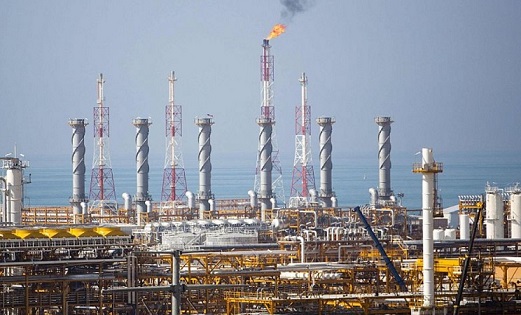 Irán advierte que podría atacar instalaciones petroleras