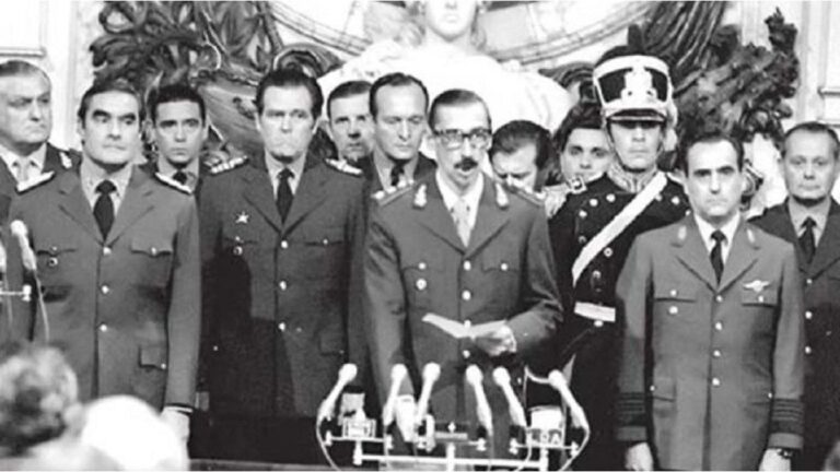 La SIDE publicó documentos desclasificados del tercer peronismo y la dictadura militar