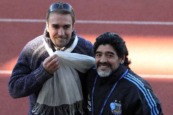 Batistuta: «Maradona murió solo como un perro»