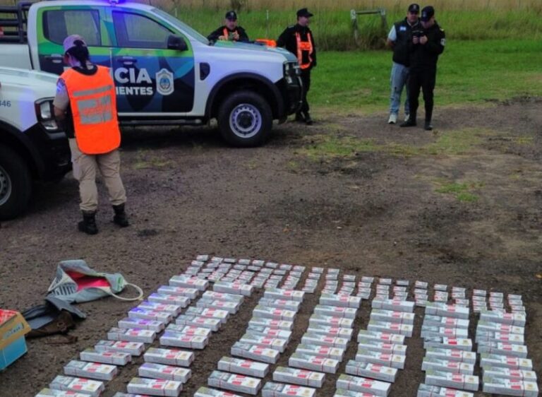 Efectivos de Gendarmería durante un operativo de control en ruta