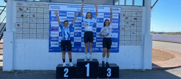 Paola Sosa con medalla de bronce en el Campeonato Argentino de Ruta Máster