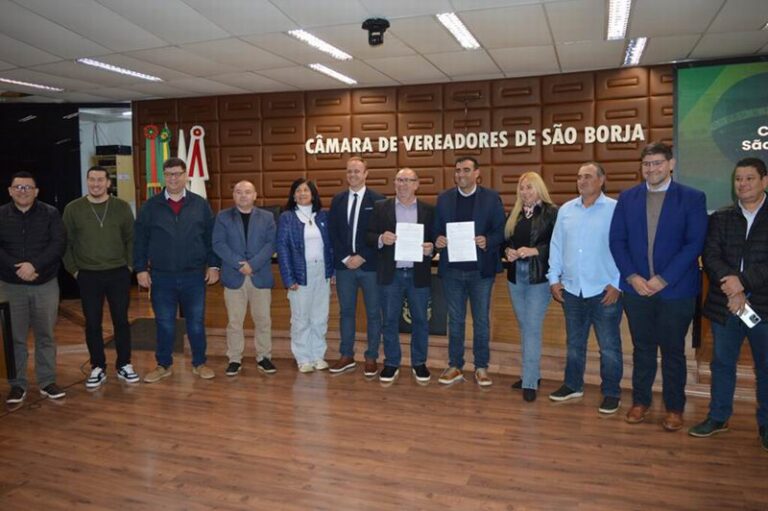 Reunión de intendentes de Santo Tomé y São Borja en la Cámara de Vereadores