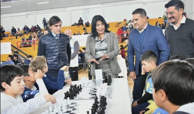 Entrega de premios del Encuentro Provincial de Ajedrez Educativo en Corrientes